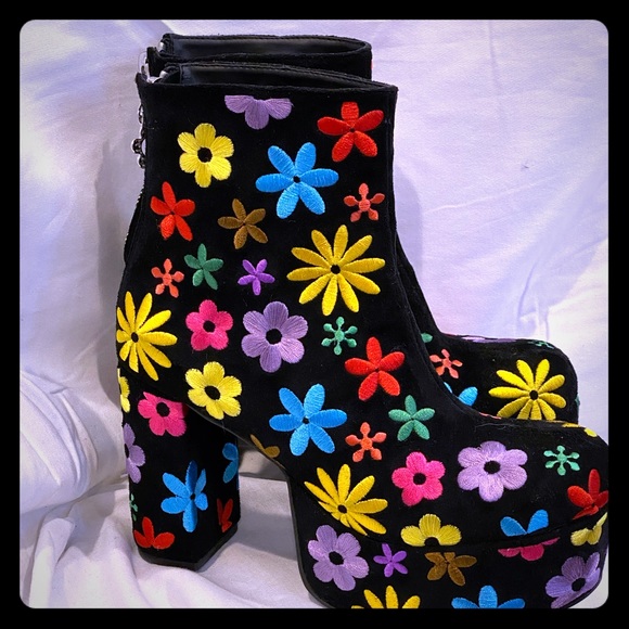 current mood penny's platform boots